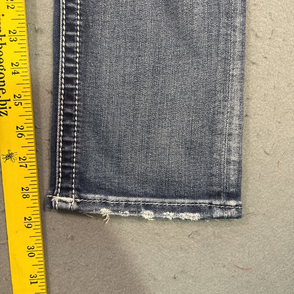 Rock Revival pILKIN crop jeans wOMEN 28x  28.5 embroidered HICK sTITCH wHISKErs - Picture 6 of 10